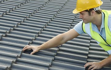 screened Maesypandy roofing companies